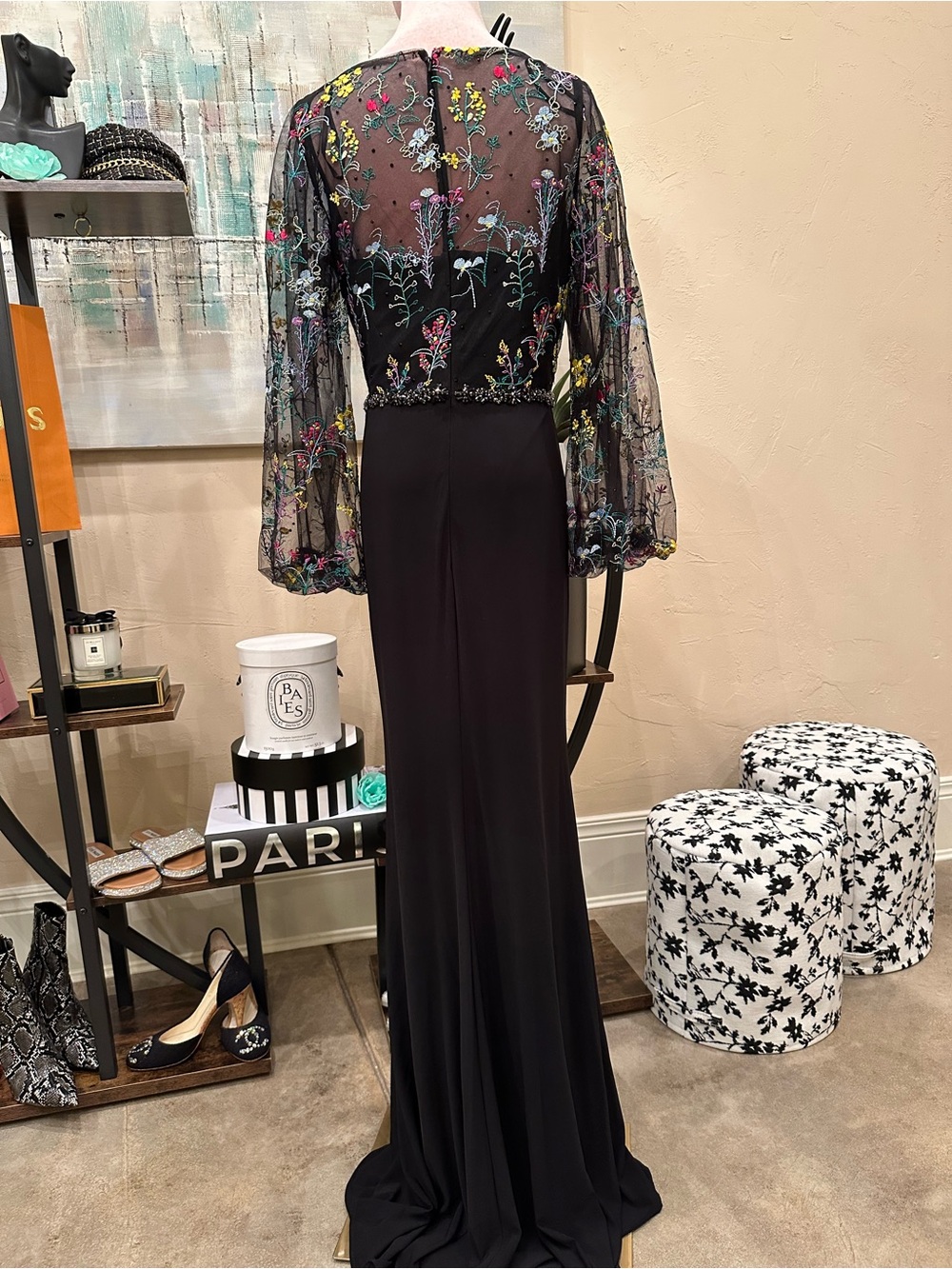 MAC DUGGAL DRESS - Picture 2 of 7